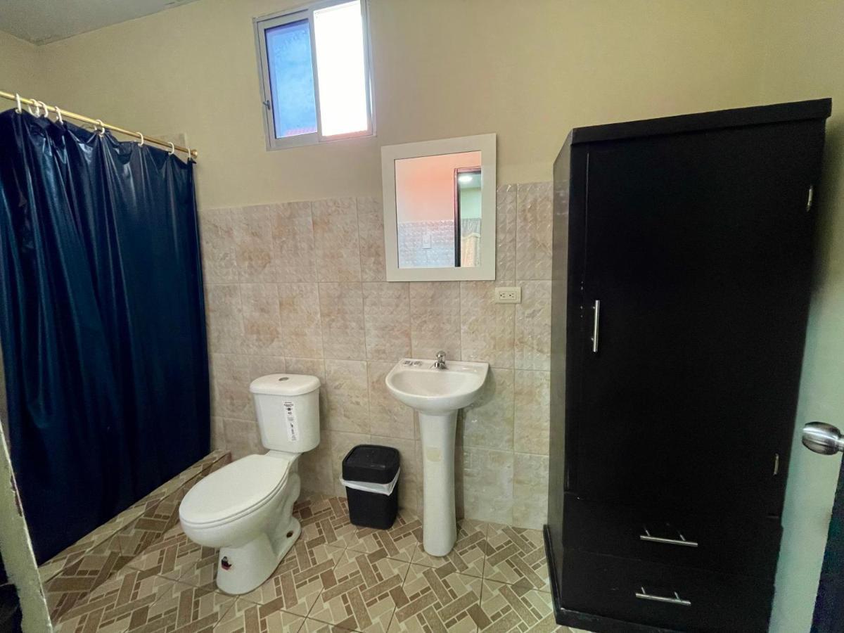 Hostal Tropicoco Hotel Playas Kültér fotó